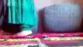 ينيك زوجته ابوه في غيابه