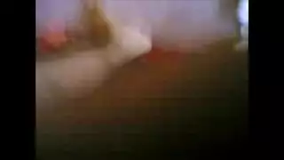 صديقات تشاركن قضيبًا اصطناعيًا مجموعة مشاهد بلوغ الذروة مع نزول السائل