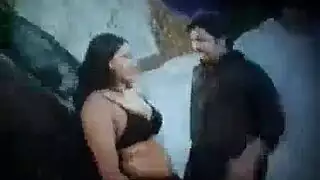 ‫مواجهة بهيمية جامحة: الخيانة تصبح بدائية‬