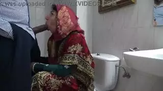 جلد شهوة الملابس المغايرة نائب الرئيس في عينيها