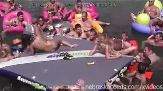 فتحات شرجية مذهلة وقذف داخلي