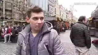 الأخوات الممتلات في رغبات كنيسة محرمة