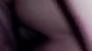 ساخنات عراقيات ممتلئات الجسم يثرثرن على الإنترنت