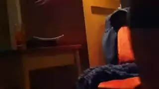 الشقراء الساخنة كارلي جيمس تتحمل فعل جنس حلق عميق مكثف