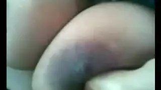 فتاة سودانية تمص وتتناك في مشهد صريح