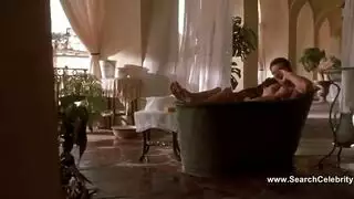 إباحية نجوم هوليوود: أنجلينا جولي في فيلم صريح مترجم