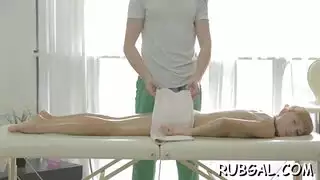 ممرضات رأس غارب