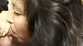 لحم أجنبي: مجموعة بورن دولي صريح