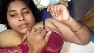 كس عربي مشعر مكشوف في شريط جنسي منزلي صريح