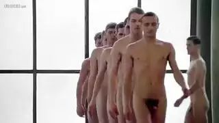 الانضباط العسكري يفشل عندما تترنح التشيكية على ركبتيها