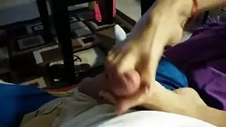 أليكسيس: ربة منزل مثيرة تتعرض للضرب بقضيب أسود كبير وتقذف داخلياً