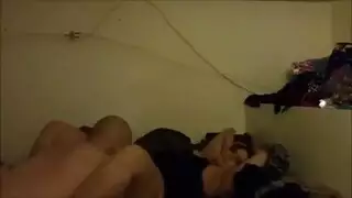 الزوجة الجامحة جاي تأخذ زوجها لجماع خشن على الطريقة الإباحية