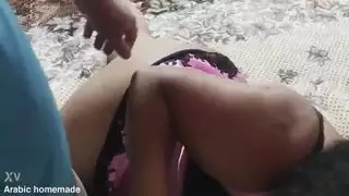 ايفا ادماز تنتاك من صديق ابنها في الحمام