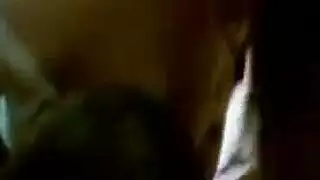 فتاة مصرية تركبه بقوة في جلسة جنس مصورة