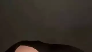 تجبر اخوها ان ينكرها