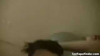 قضيب حيوان متحرك يوسع فتحاتها الضيقة المتحركة