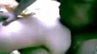 فتاة أردنية تأخذ شرجاً قاسياً في بورن هاردكور