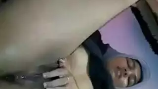 إباحية عنيفة لمحجبة جنس قاس في ميكروبوس مع فتاة مصرية