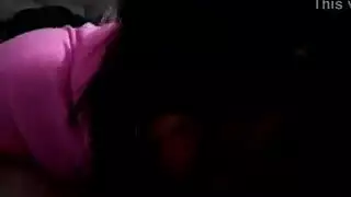 حصري: جلسة جماعية شرجية لهيا حمولات متعددة على مؤخرتها