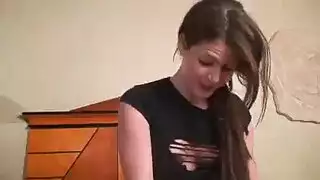 فتاة وقحة تركب عضوه لوصول شهواني شديد