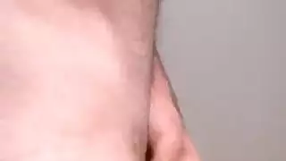 جنس ثلاثي بواسطة كوميديين في مشهد إباحي