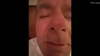 سيدات وحيدات تمارسن الجنس بالألعاب: جلسة استمناء قاسية