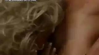 نساء ناضجات يمارسن الجنس مع ديلدوز ومرتجفات