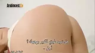 سكس مترجم قوي: رهان لنيك فرج الأم