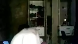 منظر خلفي مثير: تتفاخر بتلك المؤخرة الفاتنة