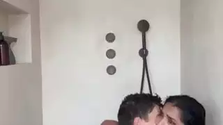 باهت رئيس حذاء