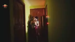 عيد نيك هندي: نيك مزدوج لفتيات بنية