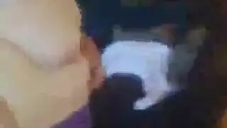 كاندي لين حمراء الشعر وجينا الصغيرة في ممارسة جنسية ثلاثية شمسية صارمة