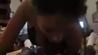  أفلام نينو للمراهقين: فتاة صغيرة تعلّم كيف تمارس الجنس مثل مراهقة