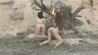تدليك بالزيت يشعل حفلة جنس مثلية مع أثداء كبيرة