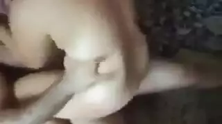 اراني ديوث على مراته يعزم صاحبه وسنكون زوجته