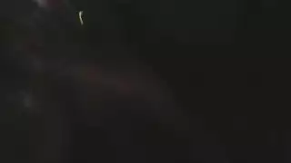 موخرتها تلامس