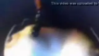 شباب يخدمون رجالاً ناضجين متحمسين