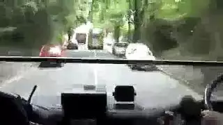 احتلال عسكري إباحي: الاستيلاء على المنزل بالقوة