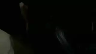 آسيوية رائعة تمص قضيبًا ضخمًا بمهارة لا يشبع منه